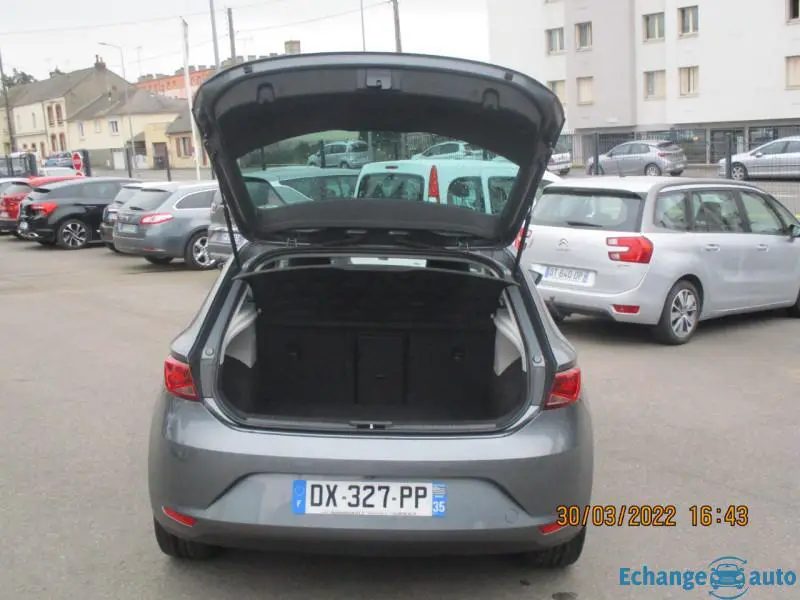 SEAT LEON