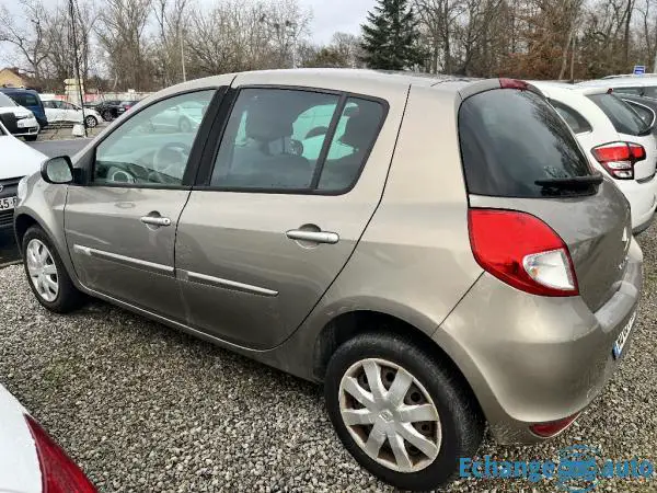 RENAULT CLIO III 1.5 DCI 70 Dynamique