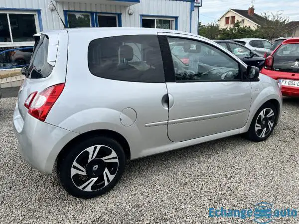 RENAULT TWINGO II 1.5 DCI 85 Dynamique