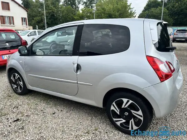 RENAULT TWINGO II 1.5 DCI 85 Dynamique