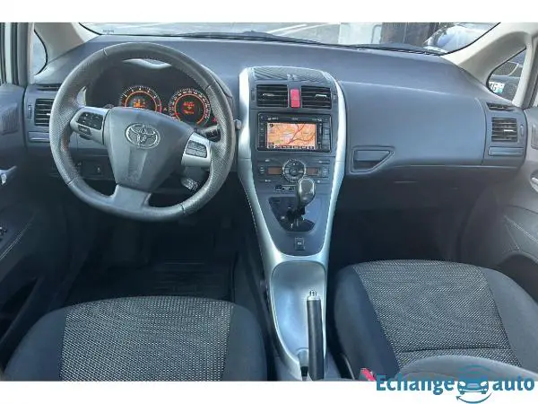 TOYOTA AURIS 132 VVT-i Dynamic MultiMode