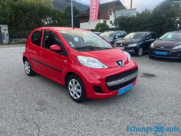 PEUGEOT 107 1.0e 68cv Trendy 5p 80 000km