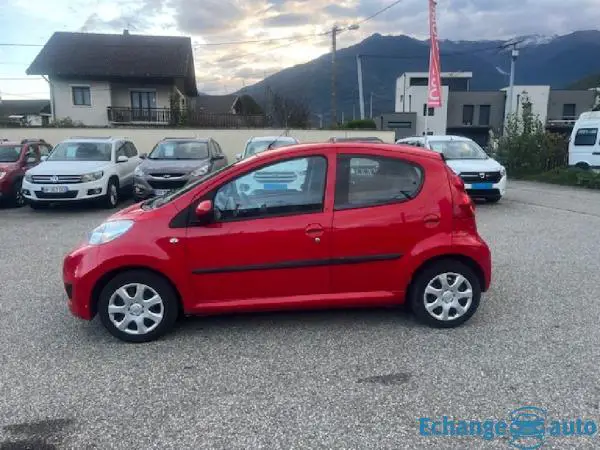 PEUGEOT 107 1.0e 68cv Trendy 5p 80 000km