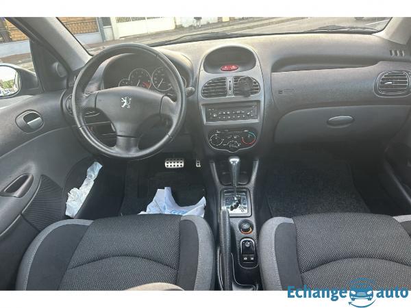 PEUGEOT 206 1.6e 16v Executive BVA