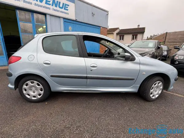 PEUGEOT 206 1.4 HDi X Line