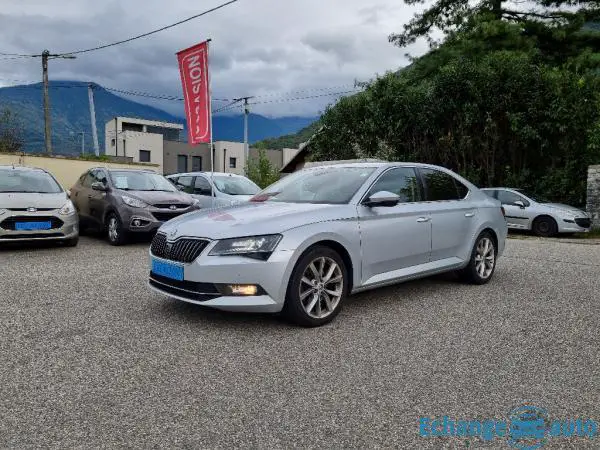 SKODA SUPERB 2.0 TDI 190cv DSG Sportline