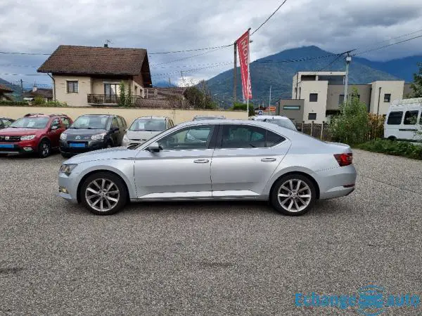 SKODA SUPERB 2.0 TDI 190cv DSG Sportline