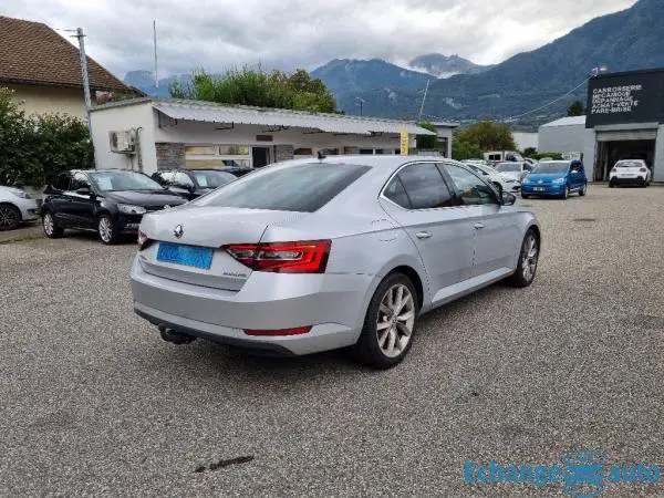 SKODA SUPERB 2.0 TDI 190cv DSG Sportline