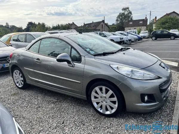 PEUGEOT 207 CC 1.6 HDI 112 Féline