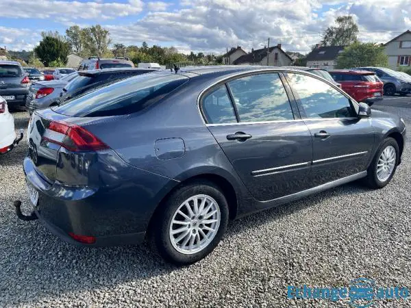 RENAULT LAGUNA III 1.5 DCI 110 Black Edition