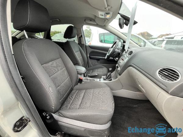 FORD FOCUS 1.6 Ti-VCT 115 Titanium