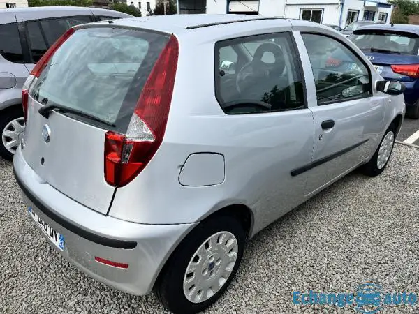 FIAT PUNTO 1.2i Cult II