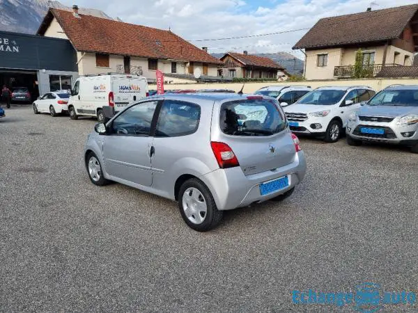 RENAULT TWINGO II 1.5 dCi 65cv Rip Curl 129000 kms