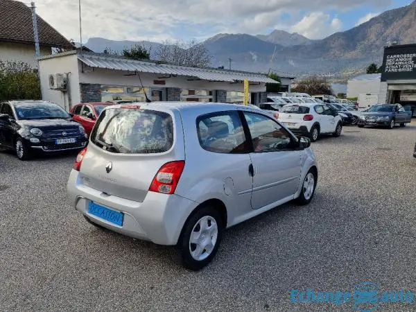 RENAULT TWINGO II 1.5 dCi 65cv Rip Curl 129000 kms