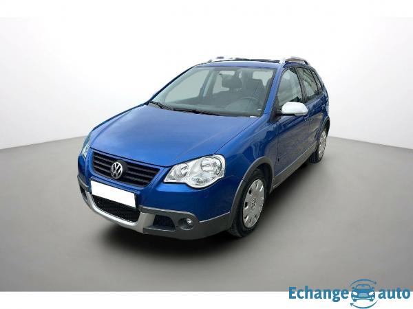 VOLKSWAGEN POLO 1.4 CrossPolo 16S 75 Sport BVA