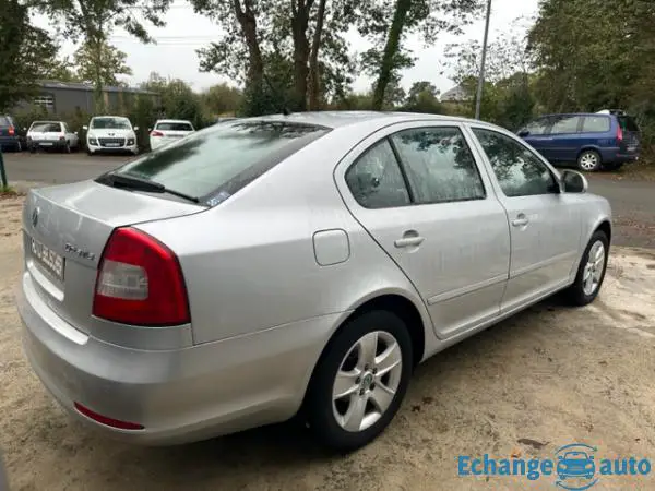 SKODA OCTAVIA Octavia 1.6 TDI 105 CR FAP Elegance II