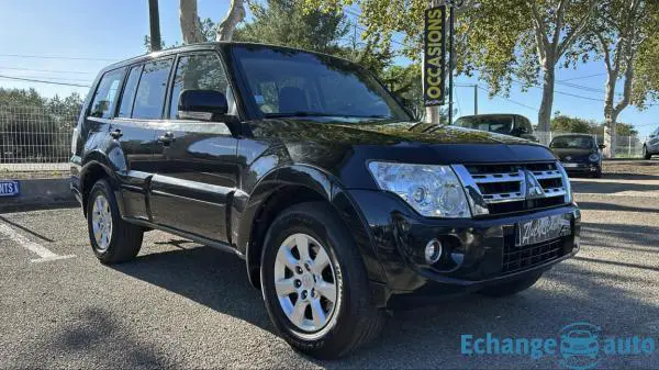 MITSUBISHI PAJERO Pajero Long 3.2 DI-D 200cv Invite