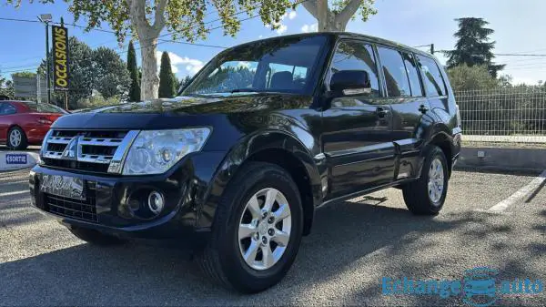 MITSUBISHI PAJERO Pajero Long 3.2 DI-D 200cv Invite