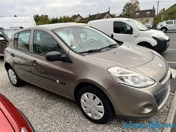 RENAULT CLIO III 1.5 DCI 70 Authentique