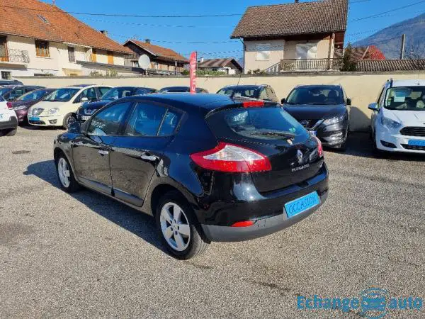 RENAULT MEGANE III dCi 130 Expression 122 000 kms