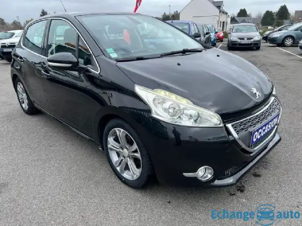 PEUGEOT 208 1.4 HDi 68ch BVM5 Allure