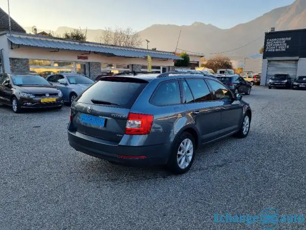 SKODA OCTAVIA COMBI 4x4 2.0 TDI 150 DSG7 Business