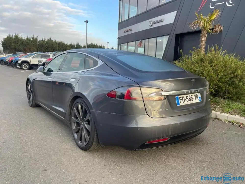 TESLA MODEL S