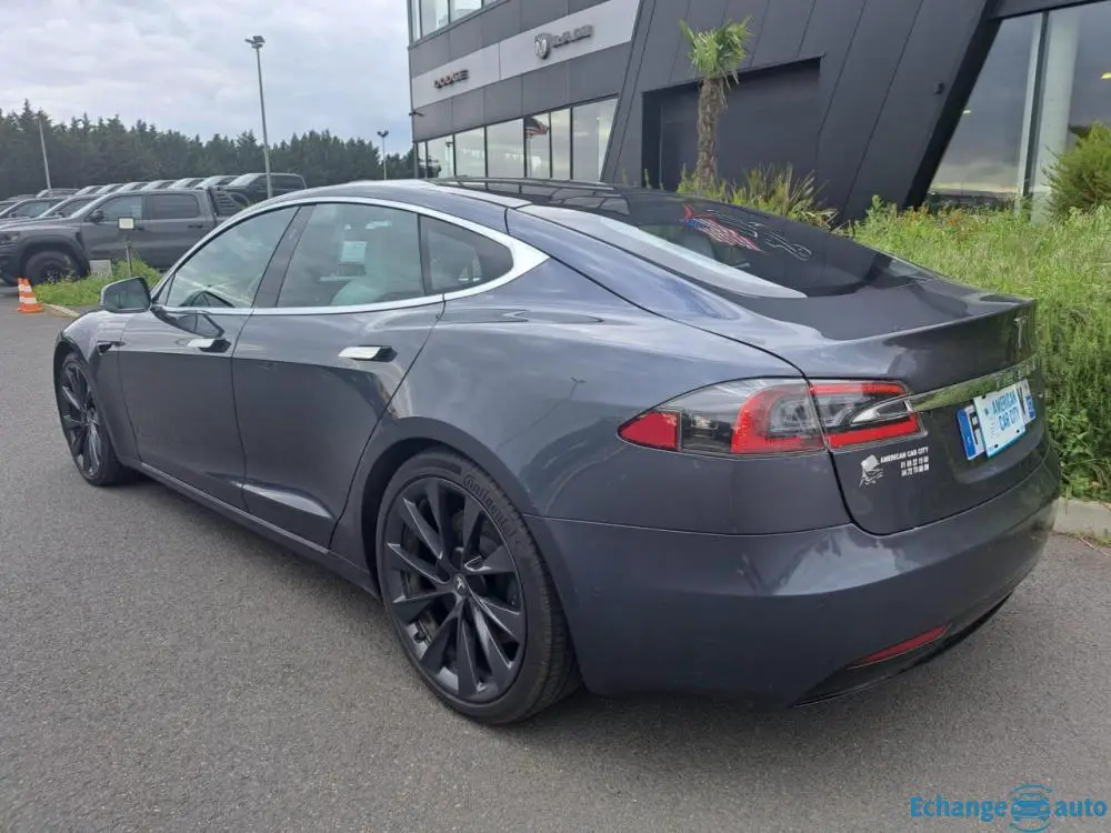 TESLA MODEL S