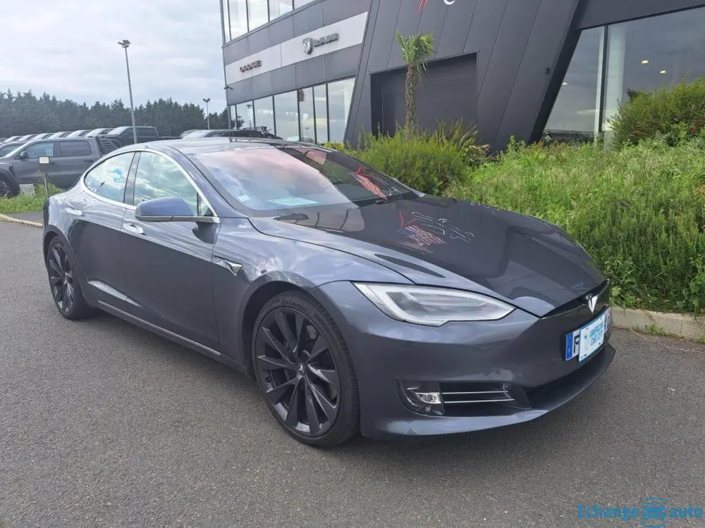 TESLA MODEL S