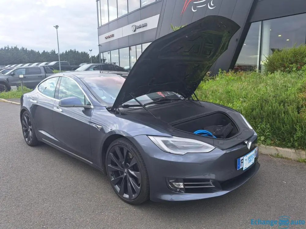 TESLA MODEL S