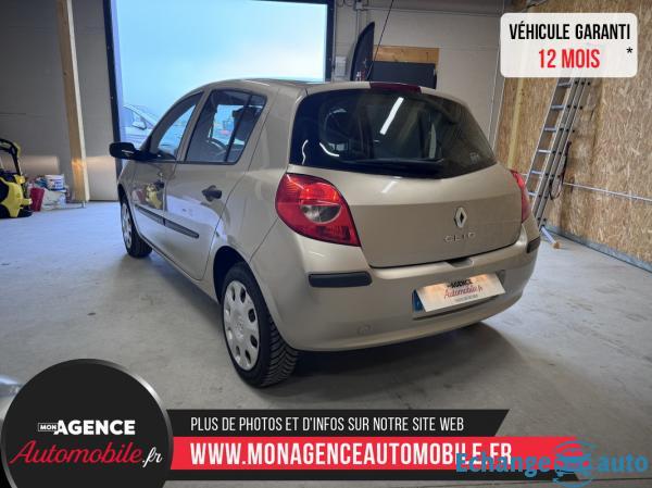 Renault CLIO 3 III 5 PORTES 75 CH / Garantie 12 Mois