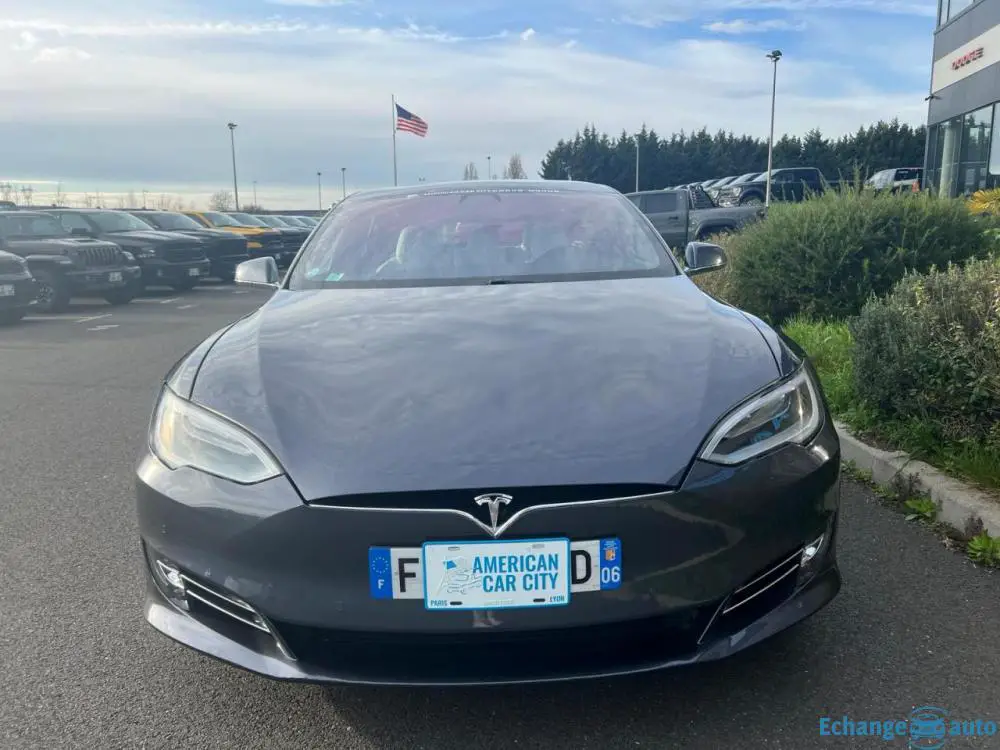 TESLA MODEL S