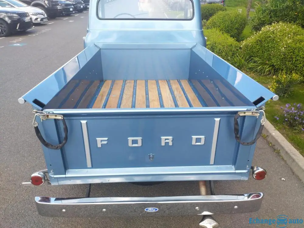 FORD F100