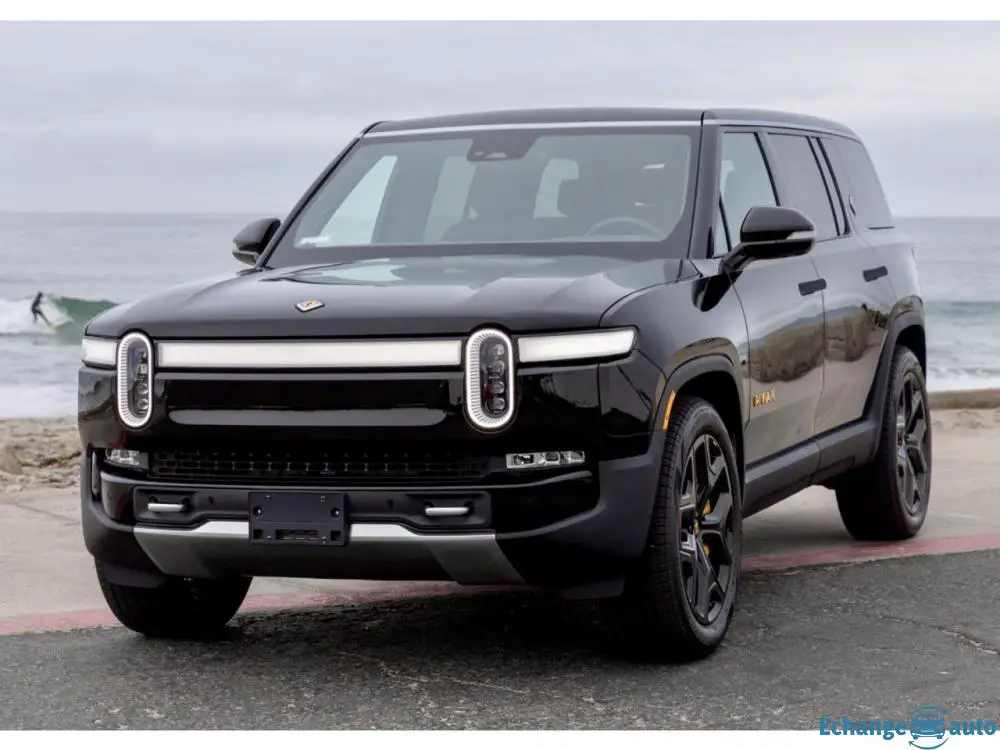 RIVIAN R1S