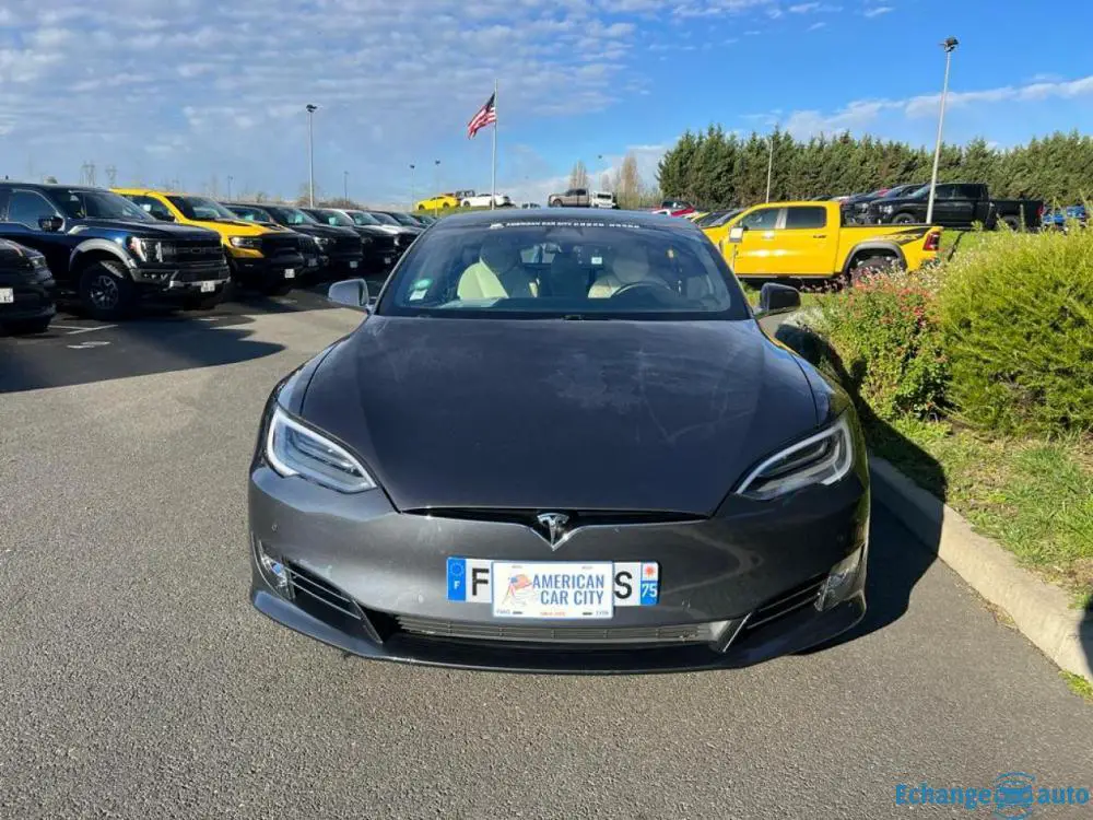 TESLA MODEL S