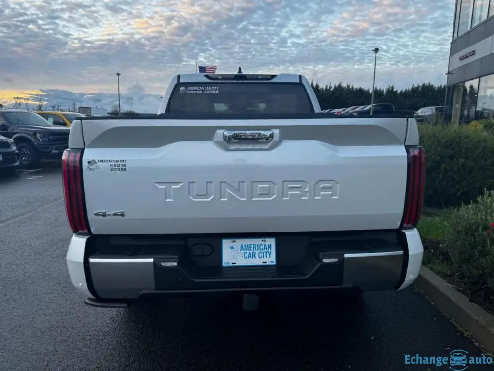 TOYOTA TUNDRA