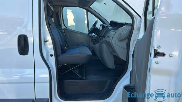 RENAULT TRAFIC FOURGON  2.0 DCI 115 L1H1 1000 KG Grand Confort Euro5