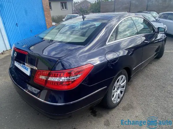 MERCEDES CLASSE E  Coupé 220 CDI BlueEfficiency A