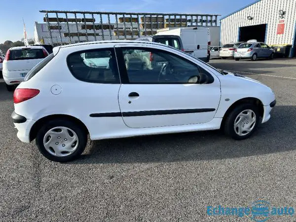 PEUGEOT 206 STE  1.9 HDi XS 