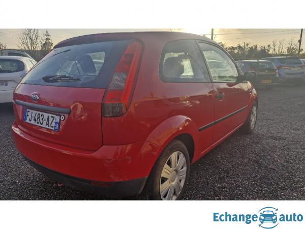 FORD FIESTA 1.4i Durashift Automatique