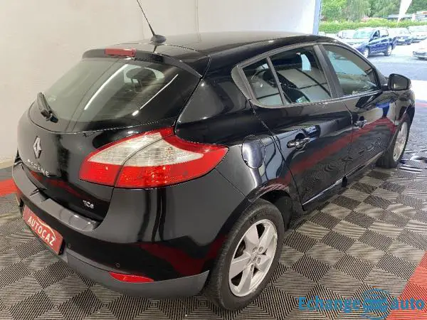 RENAULT MEGANE III  TCE 130 Energy eco2 Zen +2014