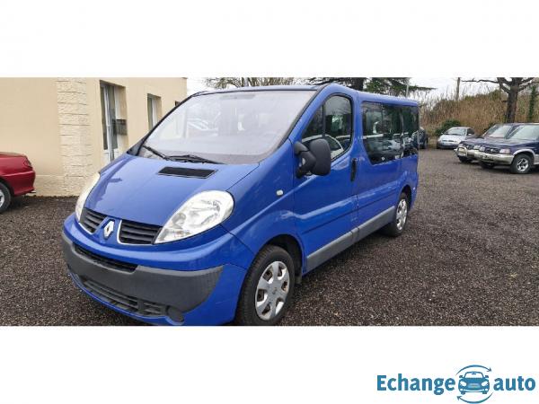 RENAULT TRAFIC 2.0 DCI 90CH GRAND CONFORT 9 PLACES