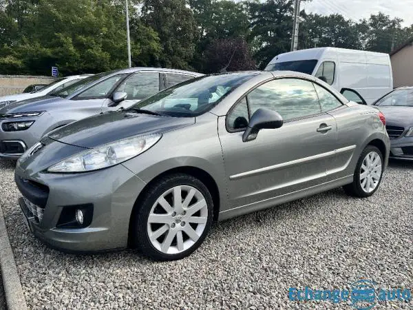 PEUGEOT 207 CC 1.6 HDI 112 Féline