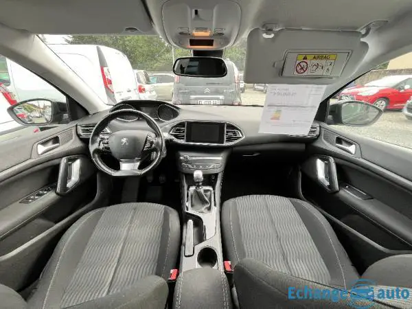 PEUGEOT 308 1.2 PureTech 130ch BVM6 Allure