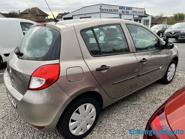 RENAULT CLIO III 1.5 DCI 70 Authentique