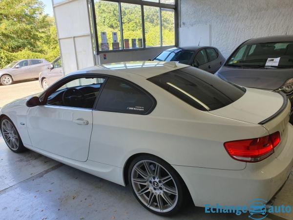 BMW Série 3 (E92) 325D 2.5L 197CV PACK M BLANC ALPINWEISS