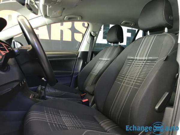 Volkswagen Golf 1,6 TDI 110 LOUNGE BLUEMOTION