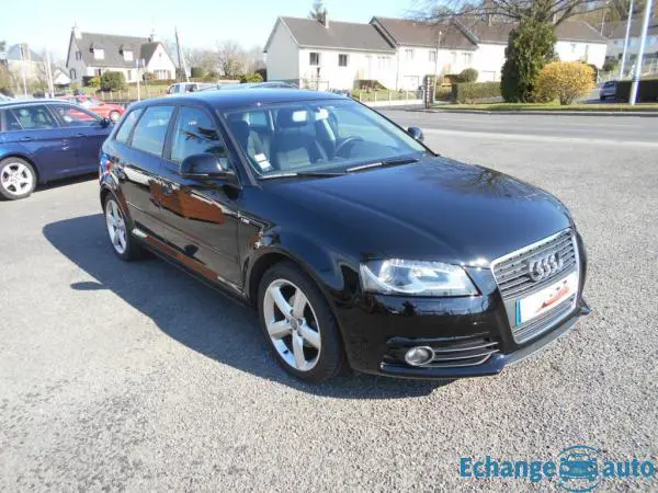 Audi A3 Sportback 1.6 TDI 105 Attraction Pack extérieur S-Line