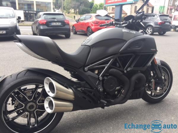 Ducati Diavel Carbon 1200