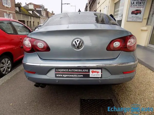 VOLKSWAGEN PASSAT CC 2.0 TDI 140 cv BlueMotion R-line